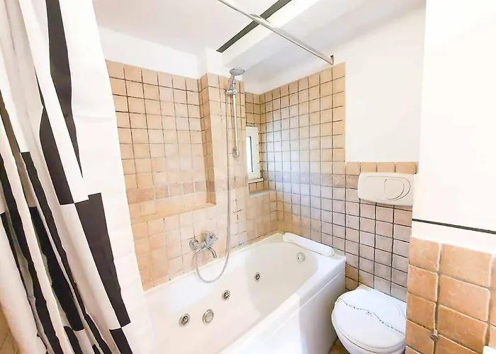 Cozy In Pigneto Up To 4 *