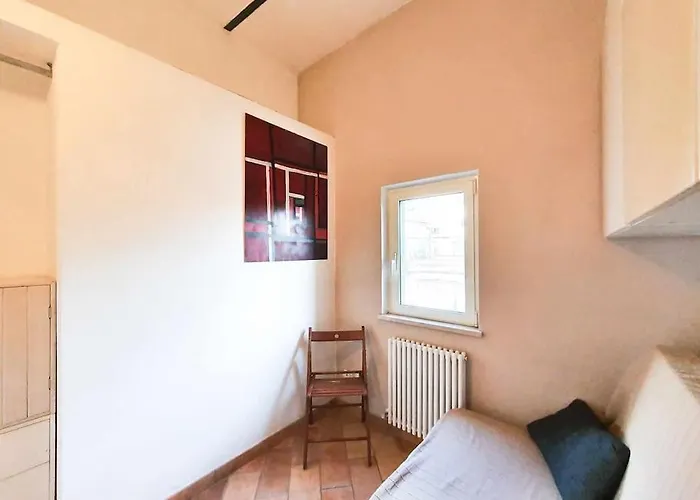 Cozy In Pigneto Up To 4 Roma