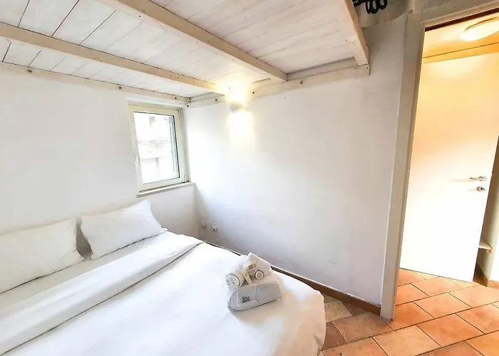 Cozy In Pigneto Up To 4